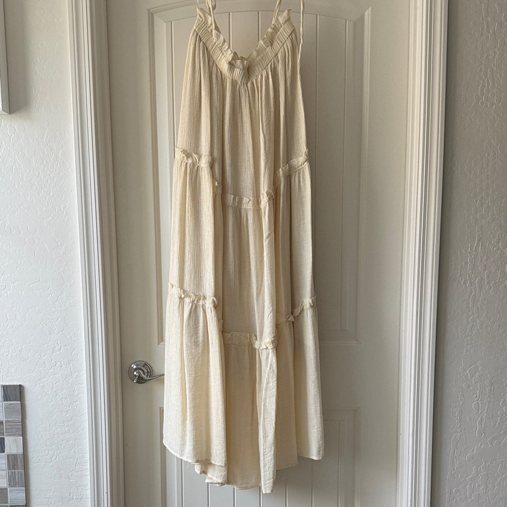 &Merci Cream Maxi Dress